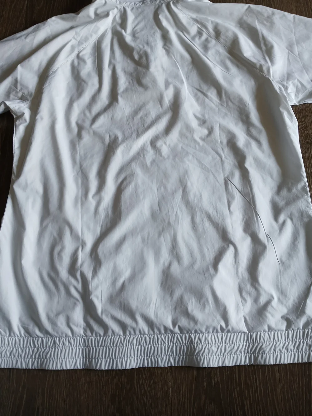 adidas Mens White Windbreaker with Blue Chevron Stripes and Logo